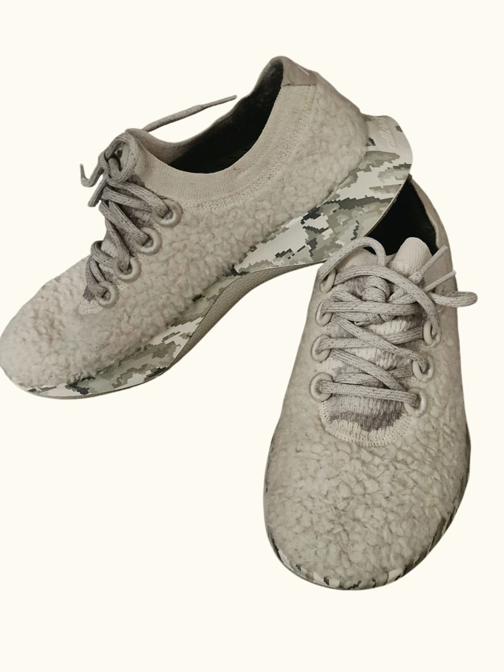 Allbirds Wool Dasher Fluffs Sherpa Running Shoes Women's Size 8 White Camo